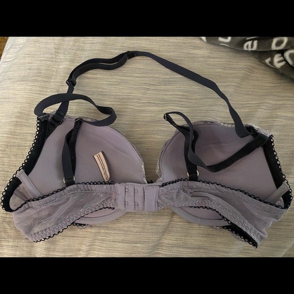 Victoria secret push up bra - Picture 2 of 4